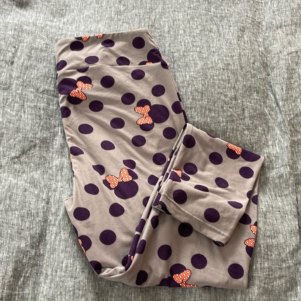 Tall and Curvy Lularoe Minnie Mouse Leggings